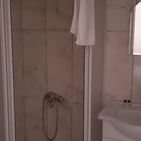Dirilis Banarya Pansiyon Apartment Mustafapaşa